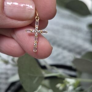 COTE D' OR 14K Solid Gold Cubic Zirconia  Cross Pendant Necklace